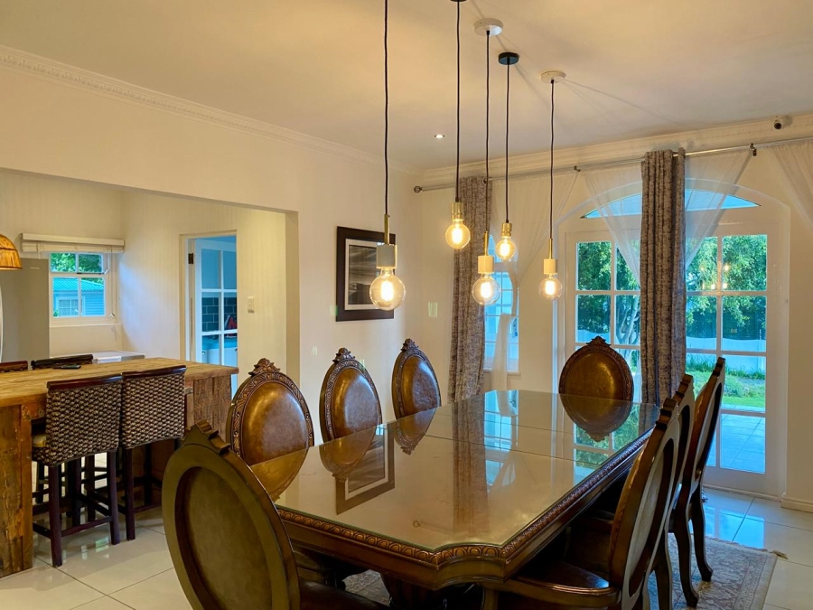 5 Bedroom Property for Sale in Constantia Western Cape